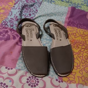 🎠 The Spanish Sandal Co. Women's 38
